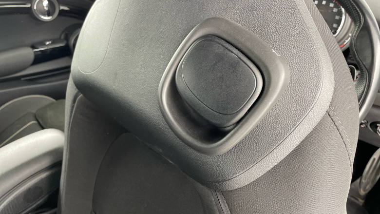 MINI Hatchback 2.0 Cooper S Sport II 3dr Auto [Comfort/Nav Pack] Petrol Hatchback